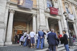 a%20fila%20fuori%20dai%20musei%20capitolini1